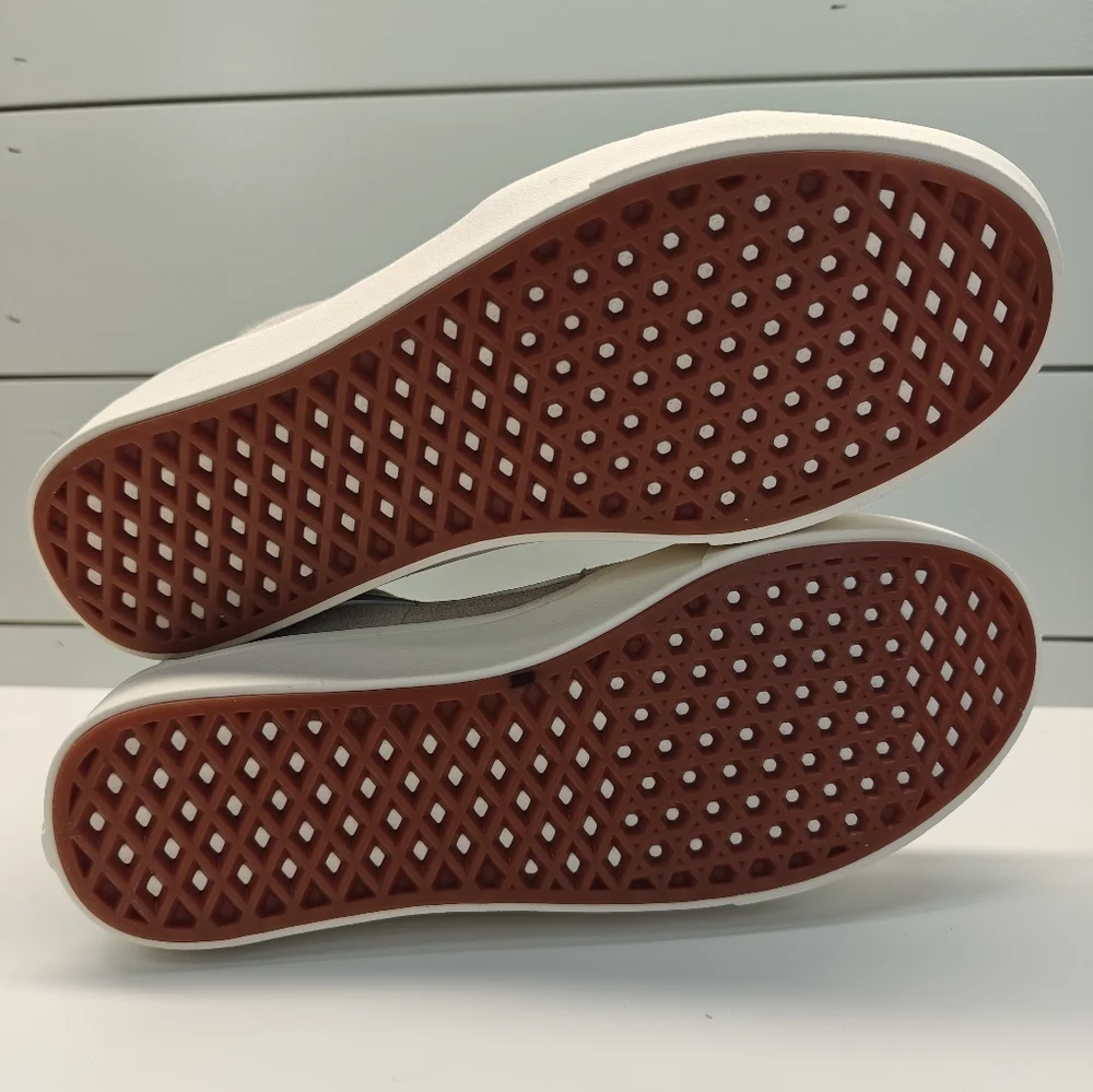 Vans SK8-Hi ComfyCush Growing Everyday Suede Lightweight Comfy Oatmeal sneakers - Picture 7 of 8